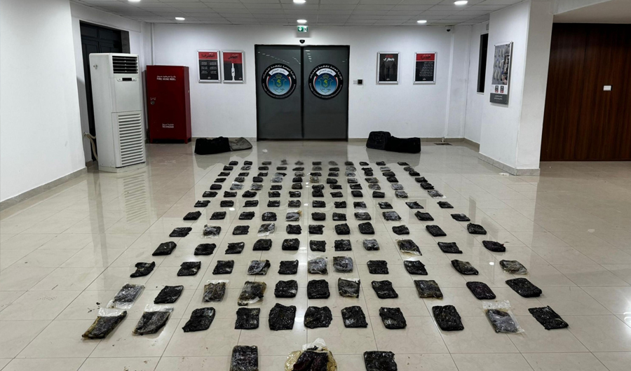 الداخلية تضبط 145 كغم حشيش وتفكك شبكة ترويج يديرها نزيل بالسجن