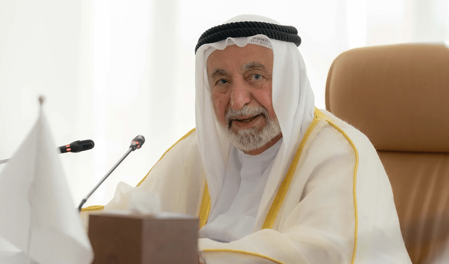 حاكم الشارقة: بحثت بنفسي عن 2 من أساتذتي في السعودية والكويت للسلام عليهما