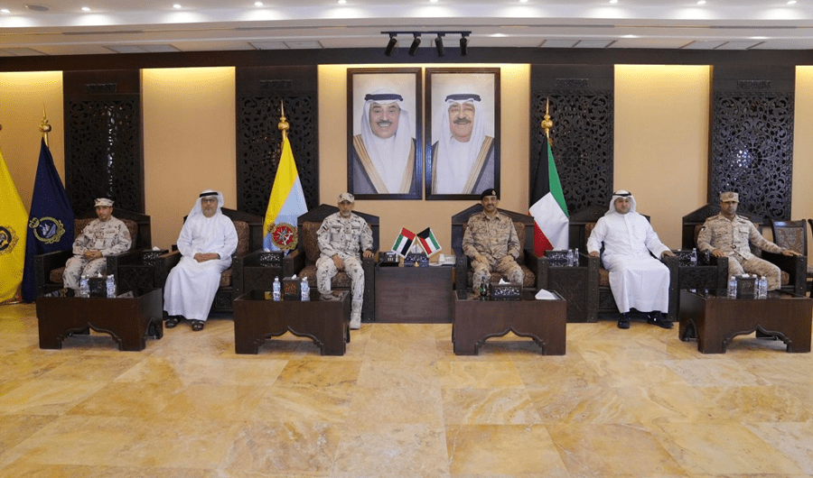 رئيس الأركان يبحث مع نائب رئيس الأركان الإماراتي موضوعات مشتركة
