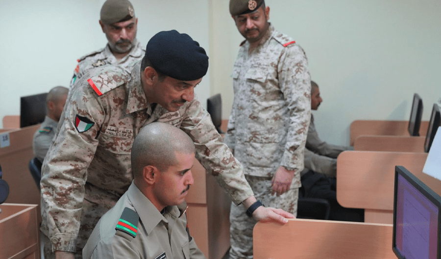 رئيس الأركان: كلية &laquo;علي الصباح&raquo; صرح تعليمي عسكري متميز