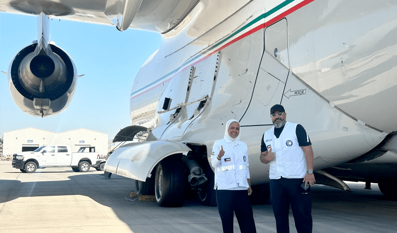 استمرار الجسر الجوي الإغاثي الكويتي لغزة بوصول الطائرة الـ 15 إلى العريش