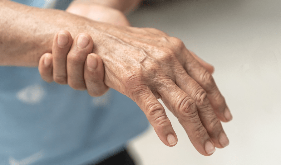 6 علامات مهمة تُنذر بنقص فيتامين «بي 6» 6 علامات مهمة تُنذر بنقص فيتامين «بي 6»