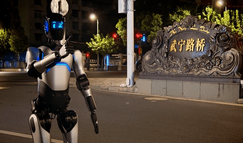 روبوت صيني يمشي 106 كيلومترات ويحقق رقماً قياسياً عالمياً