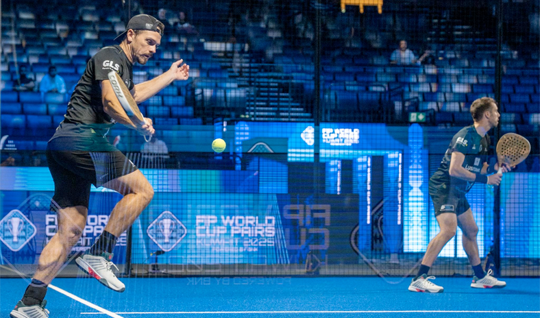 بطولة العالم للبادل «الزوجي» تنطلق في الكويت بمشاركة أكثر من 250 لاعباً ولاعبة بطولة العالم للبادل «الزوجي» تنطلق في الكويت بمشاركة أكثر من 250 لاعباً ولاعبة