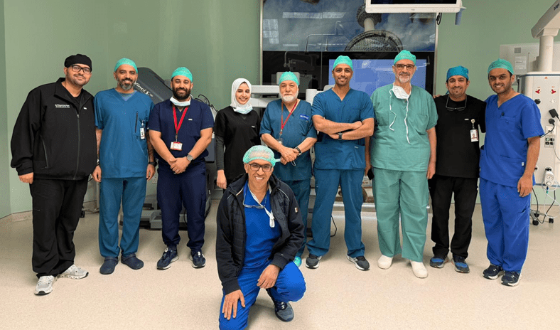 &laquo;الصحة&raquo;: إنجاز طبي كويتي باستئصال الغدة الدرقية بالروبوت عبر الفم في مستشفى جابر