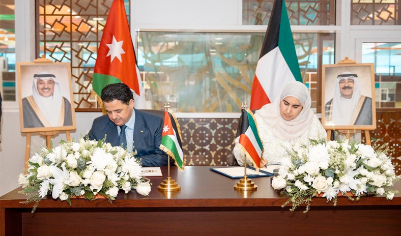 الكويت والأردن يوقعان بروتوكول تعديل اتفاقية تجنب الازدواج الضريبي الكويت والأردن يوقعان بروتوكول تعديل اتفاقية تجنب الازدواج الضريبي