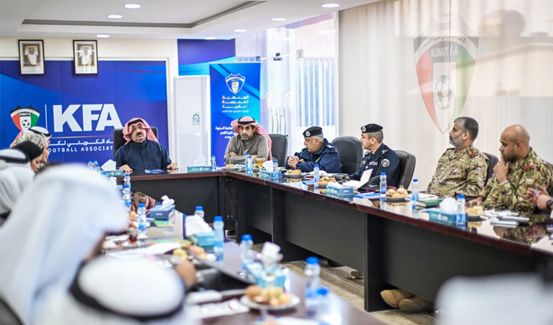 اللجنة المنظمة لنهائي كأس سمو الأمير تعقد اجتماعاً تنسيقياً