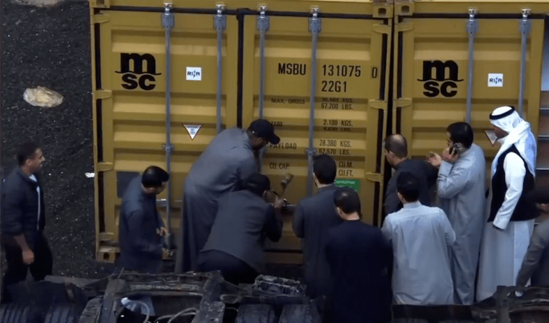 &laquo;الداخلية&raquo;: ضبط 10 حاويات إضافية في قضية تهريب الديزل بمنطقة الخويسات