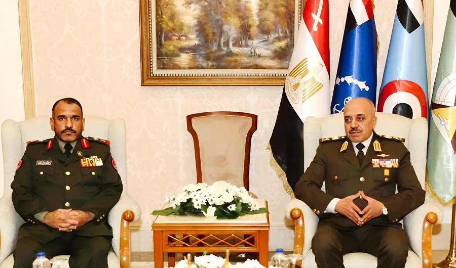 معاون رئيس الأركان يلتقي قادة الوفود العسكرية في معرض &laquo;إيديكس 2025&raquo;