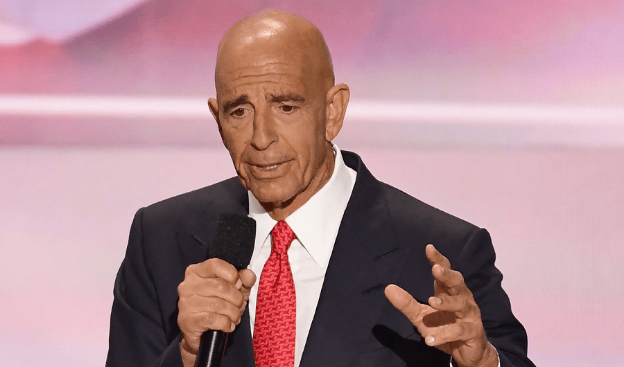 باراك: لا أرى ديمقراطية في المنطقة.. وما نجح هو النظام الملكي