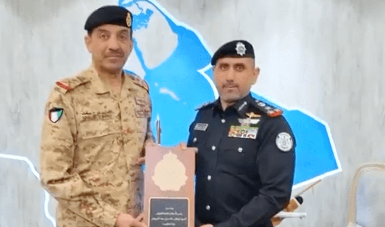 الفريق الشريعان يزور قاعدة &laquo;صباح الأحمد&raquo; لخفر السواحل