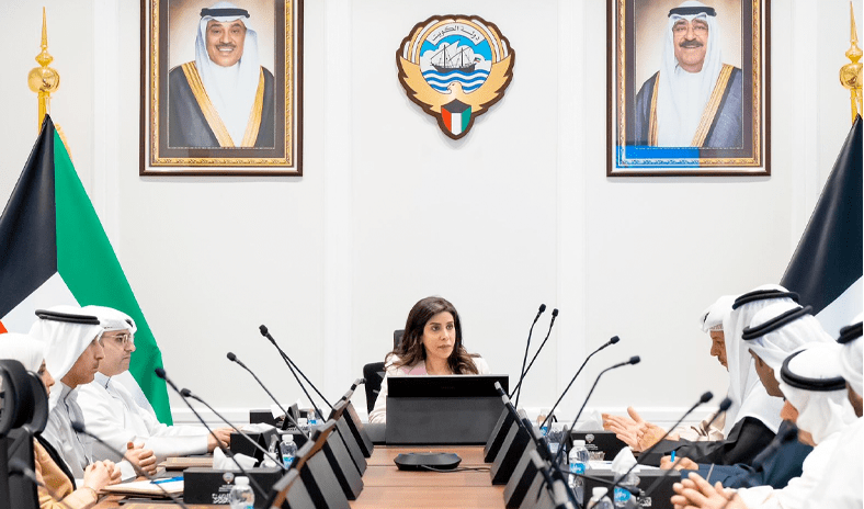 وزيرة الأشغال: توقيع العقد التنفيذي لاستكمال مشروع ميناء &laquo;مبارك الكبير&raquo; مع الشركة الصينية الشهر الحالي