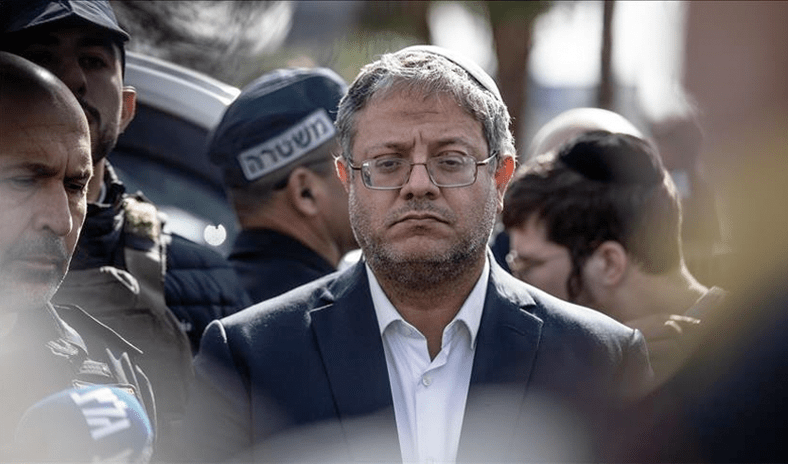 بن غفير يريد بناء سجن للأسرى الفلسطينيين محاطاً بالتماسيح