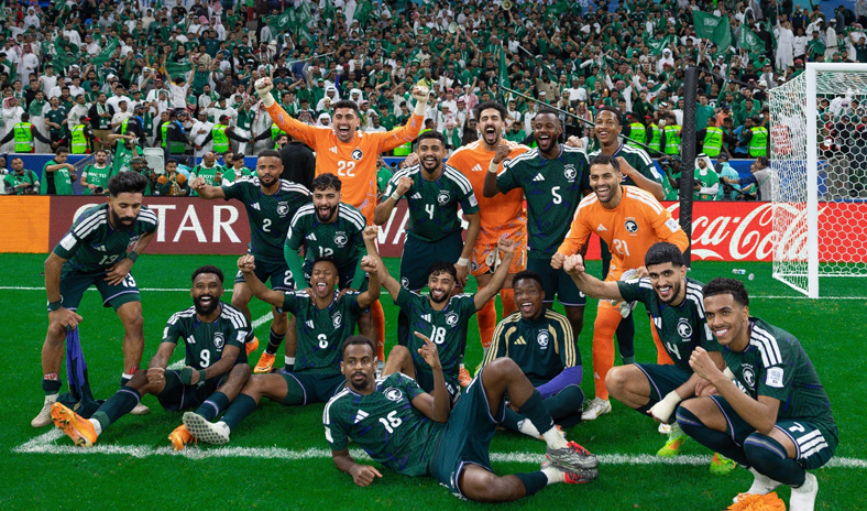 السعودية تقصي فلسطين وتحجز مقعدها في نصف نهائي كأس العرب