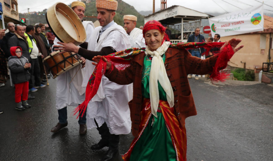 بفارق 950 عاما.. الجزائر والمغرب يحتفلان برأس السنة الأمازيغية بفارق 950 عاما.. الجزائر والمغرب يحتفلان برأس السنة الأمازيغية