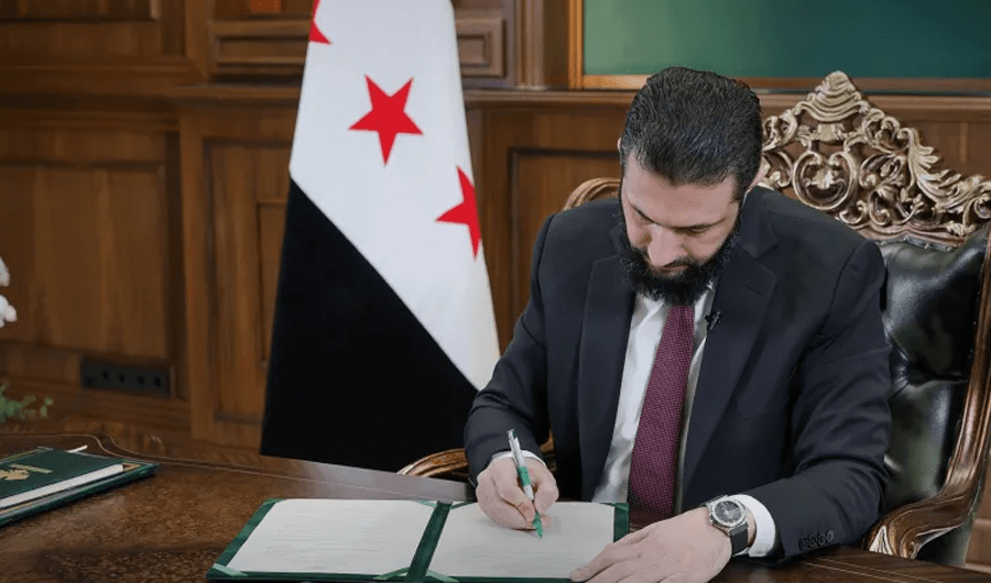 الشرع يصدر مرسوماً بشأن حقوق أكراد سوريا