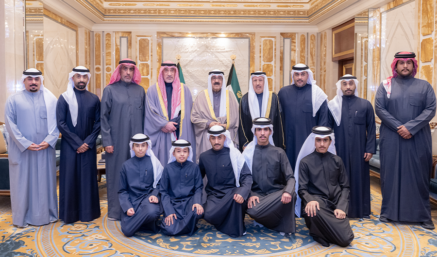 سمو الأمير يستقبل اليوسف وأهالي شهيدي الواجب سعود الخمسان ومحمد الهاجري