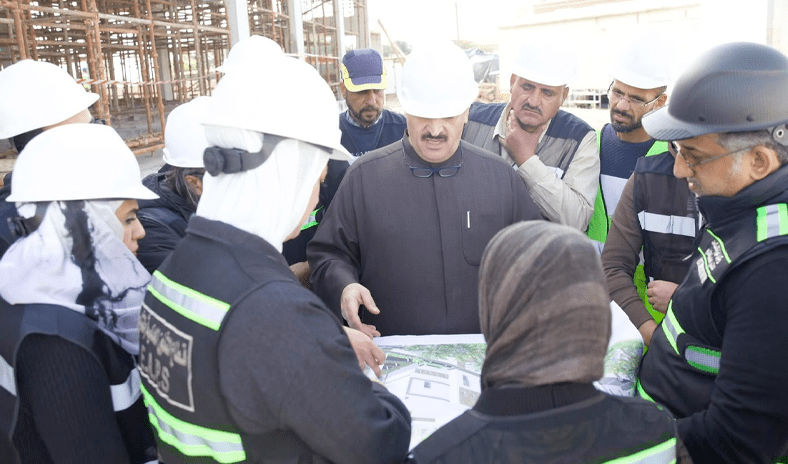 وزير الصحة يتفقد مشروع مركز الوفرة الصحي ويطلع على سير الأعمال التنفيذية ومراحل الإنجاز