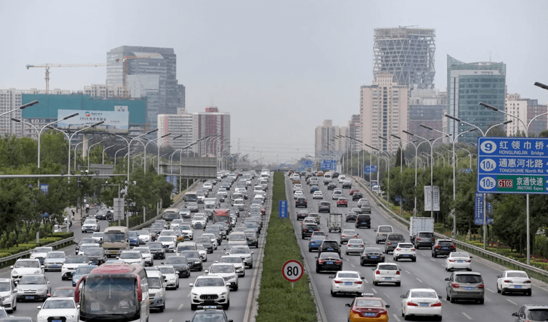 الصين تطبق معايير إلزامية للحد من استهلاك الوقود اعتباراً من اليوم