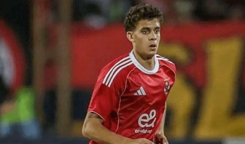 برشلونة يقترب من ضم موهبة الأهلي المصري في صفقة قياسية