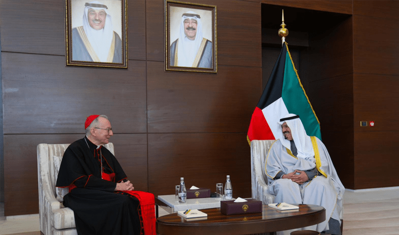 الكويت والفاتيكان ترحبان بزيارة أمين سر البابا ليو الـ14 إلى البلاد