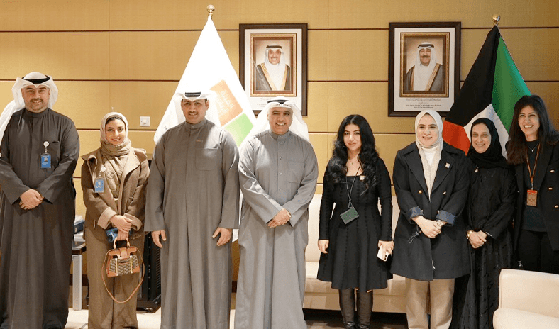 المركز العلمي يوقع مذكرة تفاهم مع (هيئة البيئة) لتعزيز التعاون البيئي والاستدامة المركز العلمي يوقع مذكرة تفاهم مع (هيئة البيئة) لتعزيز التعاون البيئي والاستدامة