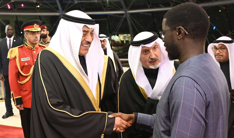 رئيس جمهورية السنغال يصل إلى البلاد في زيارة رسمية