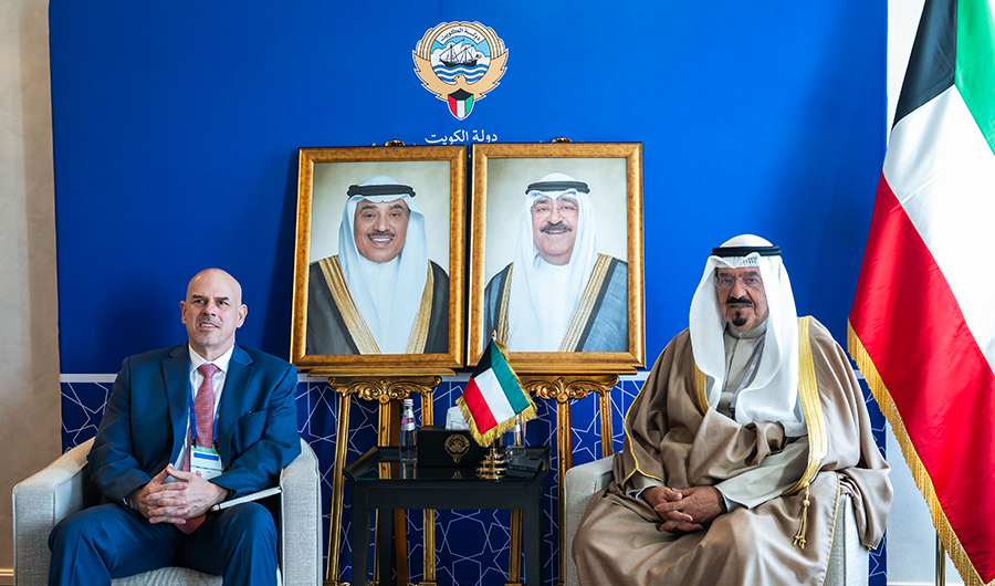 رئيس الوزراء يبحث مع الرئيس التنفيذي لـ&laquo;أوراكل&raquo; تطورات الذكاء الاصطناعي