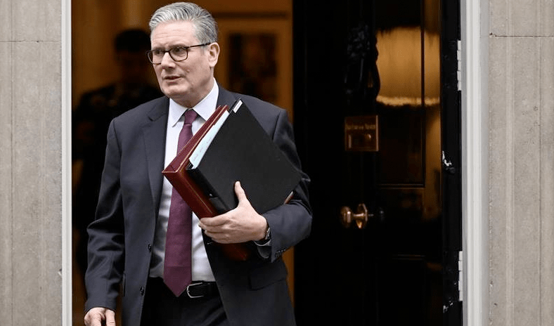 رئيس وزراء بريطانيا يدعو إلى إنشاء &laquo;ناتو أوروبي&raquo;