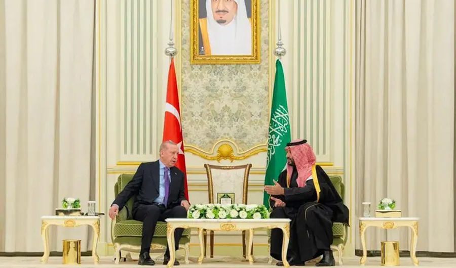 ولي العهد السعودي يستقبل الرئيس التركي في الرياض