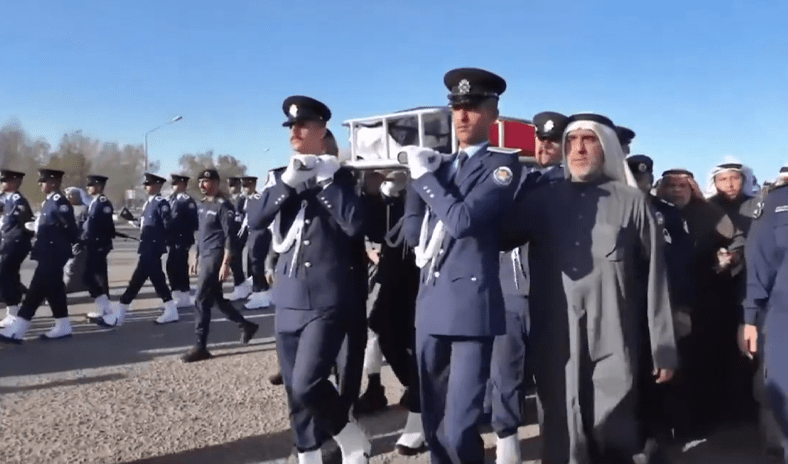 الكويت تشيع شهيد الواجب وكيل أول ضابط خالد الشرف من منتسبي &laquo;المؤسسات الإصلاحية&raquo;