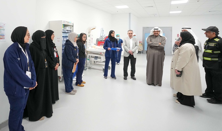 سمو رئيس الوزراء يقوم بزيارة تفقدية إلى مستشفى الولادة الجديد