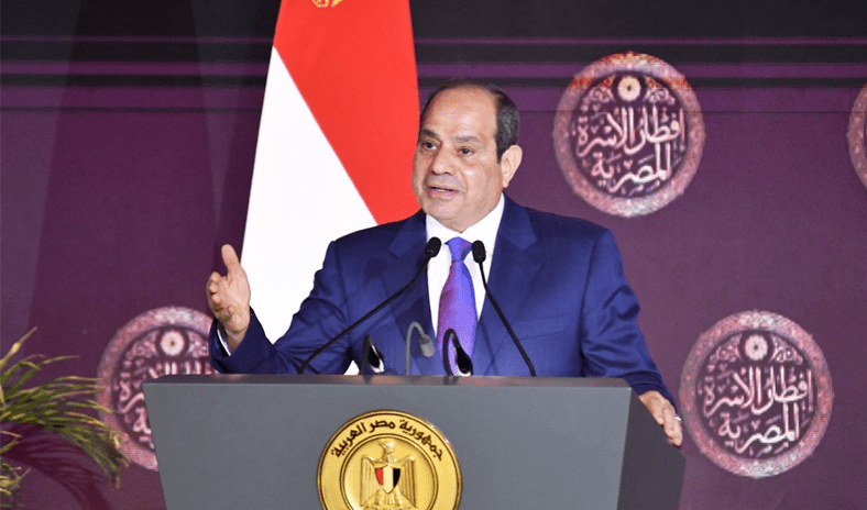 الرئيس المصري يجدد إدانة الاعتداءات على الدول العربية الشقيقة