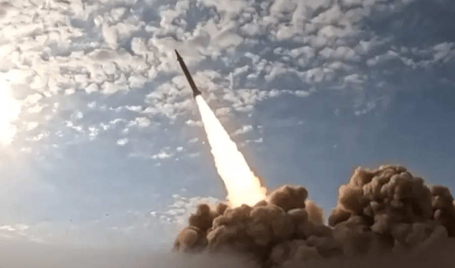 الحوثيون يُطلقون صاروخاً على إسرائيل.. للمرة الأولى منذ بداية الحرب على إيران