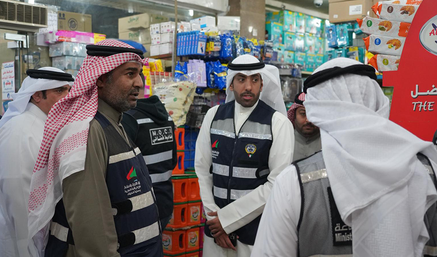 &laquo;التجارة&raquo;: تحرير 32 محضر مخالفة وإغلاق 7 أسواق مركزية