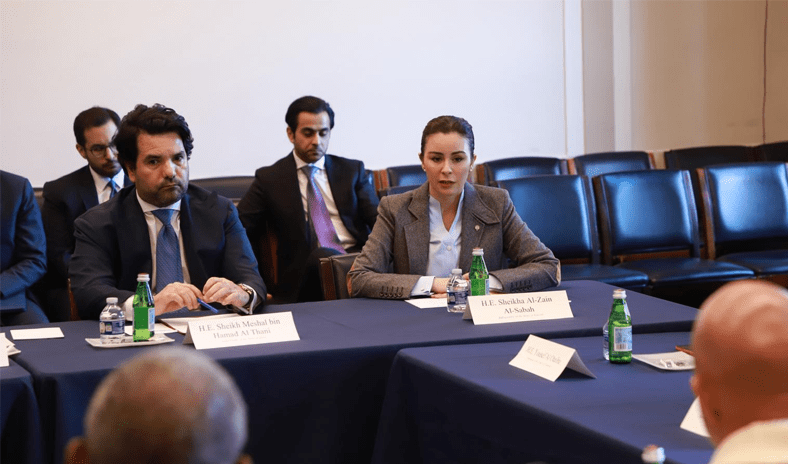 سفيرة الكويت في واشنطن تشارك باجتماع خليجي أردني مع قيادات بمجلس النواب الأمريكي لبحث تطورات المنطقة