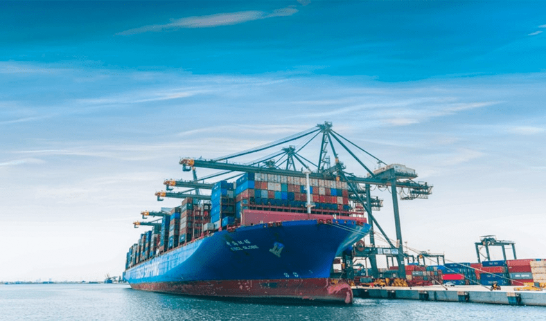 مصر تقرر استثناء بضائع الترانزيت المتجهة إلى دول الخليج عبر الموانئ المصرية