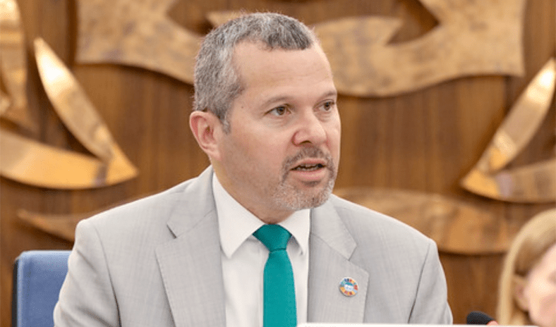 منظمة البحرية الدولية تبدأ اتصالات عاجلة لإنقاذ السفن والبحارة العالقين قرب مضيق هرمز