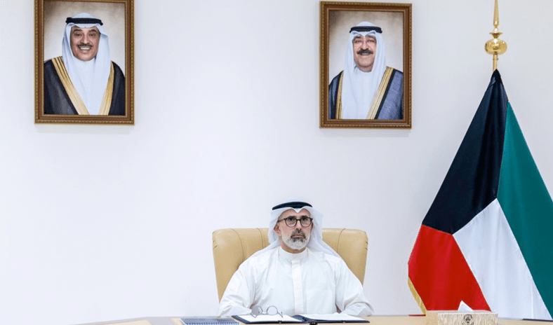 وزير الخارجية يجدد إدانة الكويت للهجمات الإيرانية الآثمة التي استهدفت البلاد ويؤكد تمسكها بحق الدفاع عن نفسها