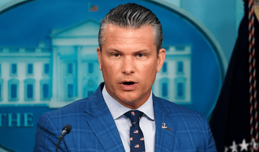 وزير الحرب الأميركي معلقًا على أمد حرب إيران: قد تمتد 4 أو 6 أو 8 أسابيع وزير الحرب الأميركي معلقًا على أمد حرب إيران: قد تمتد 4 أو 6 أو 8 أسابيع