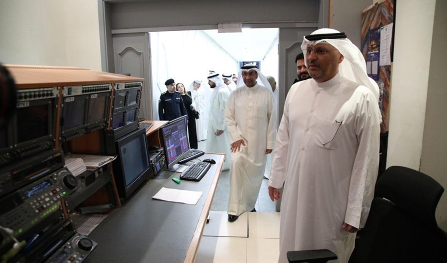 العمر يتفقد وزارة الإعلام للاطلاع على سير العمل خلال عطلة عيد الفطر