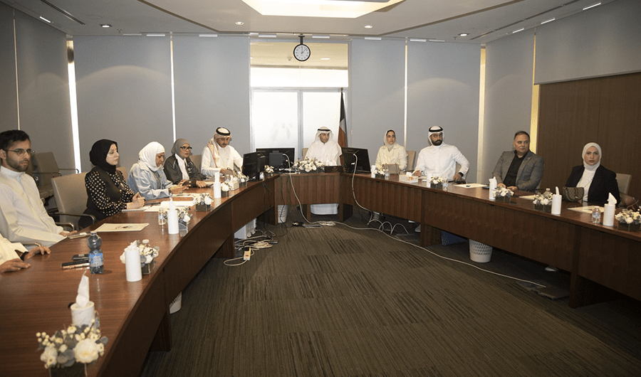 &laquo;التربية&raquo; تعقد اجتماعاً موسعاً لتدريب 40 ألف معلم على الذكاء الاصطناعي