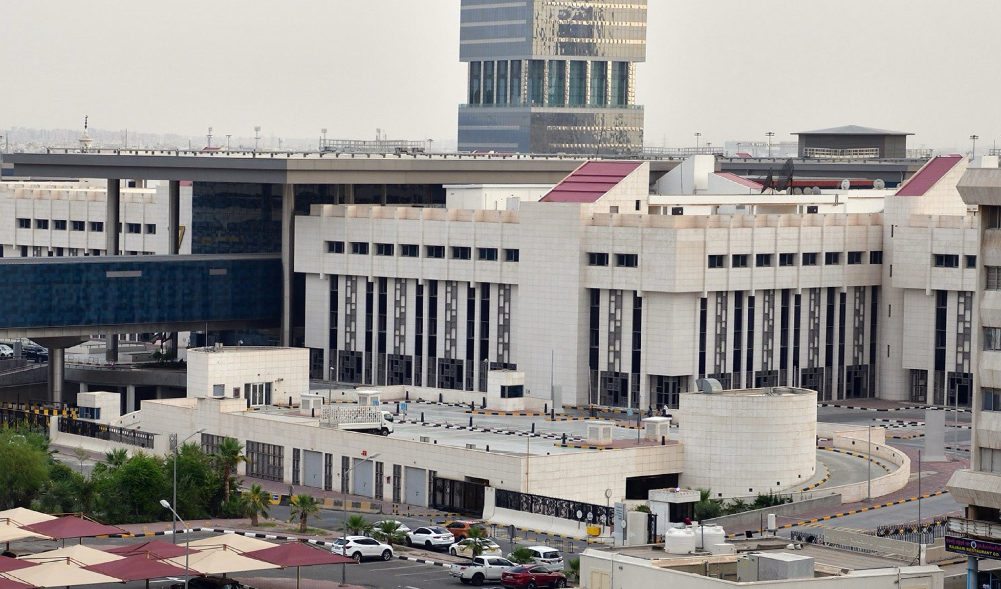 &laquo;المالية&raquo;: تعرّض مبنى مجمع الوزارات لهجوم بواسطة طائرة مسيّرة