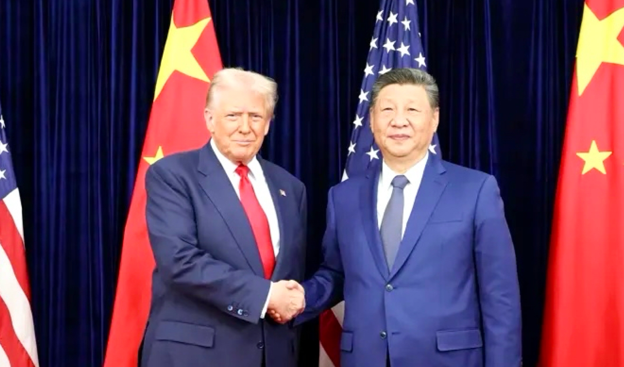 ترامب: الرئيس الصيني &laquo;سعيد للغاية&raquo; بإعادة فتح مضيق هرمز