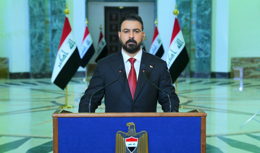 رئيس الوزراء العراقي الجديد يعد بتعزيز العلاقات مع الدول العربية والإقليمية