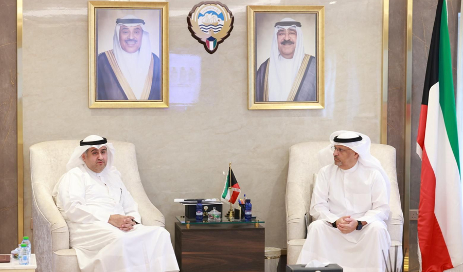 العمر والسميط يبحثان تعزيز التعاون لدعم برنامج حماية الأسرة