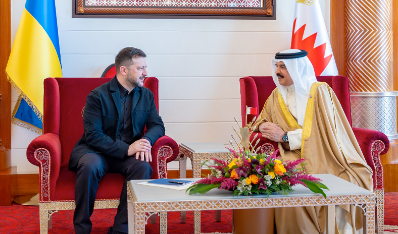 ملك البحرين والرئيس الأوكراني يبحثان بالمنامة مستجدات الأوضاع الإقليمية والدولية