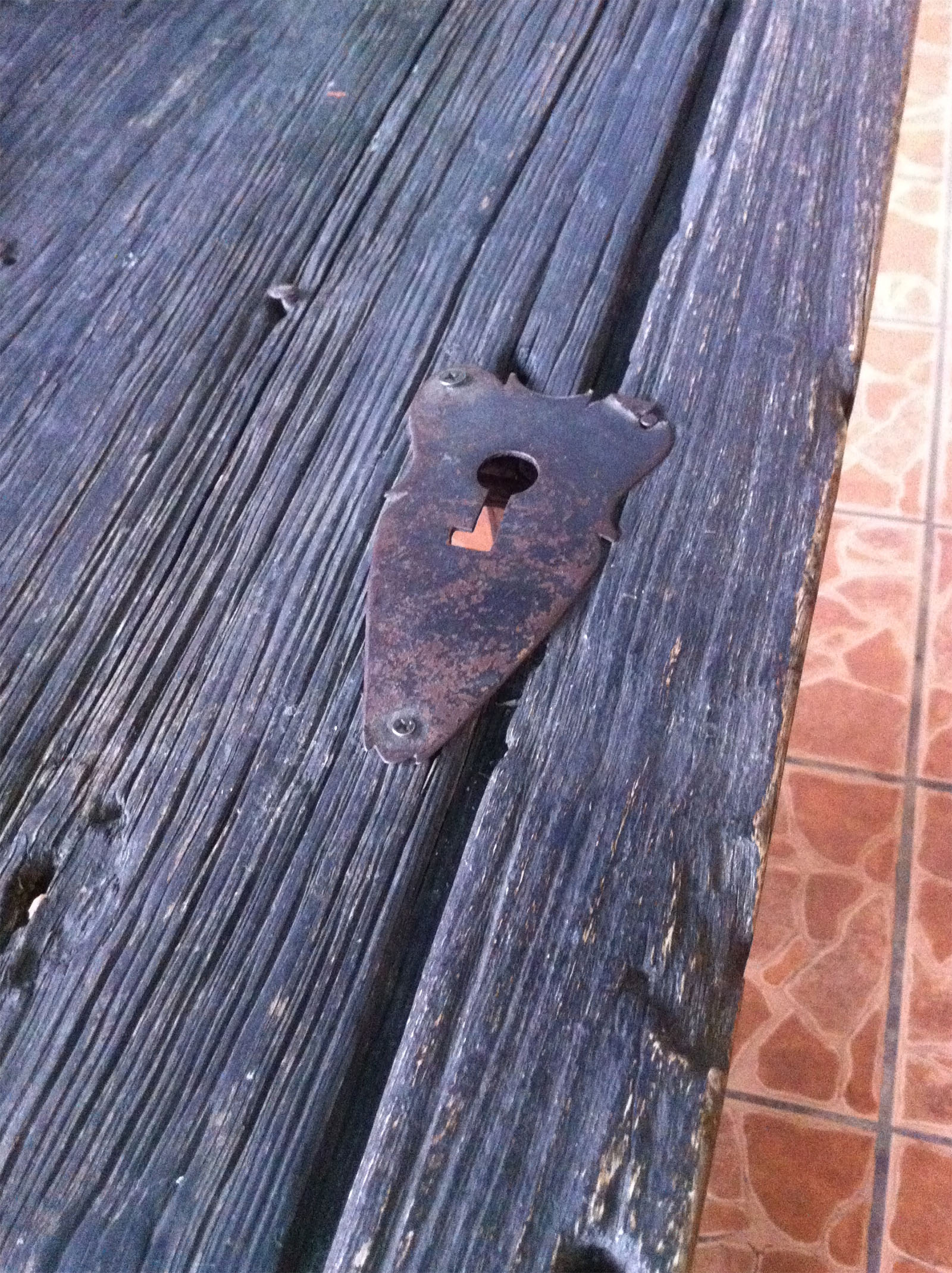 It's not the most useful table, but it's absolutely gorgeous.