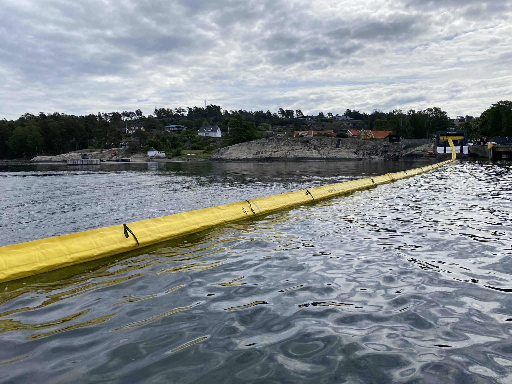 Oil spill response equipment demonstration with Markleen booms