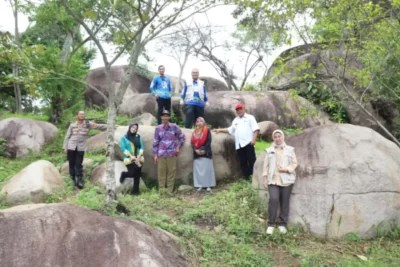 Rektor Kunjungi Gunung Batu: Dorong Pengembangan Wisata dan Pemberdayaan Masyarakat